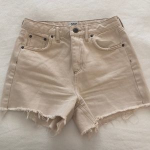 BDG mom shorts